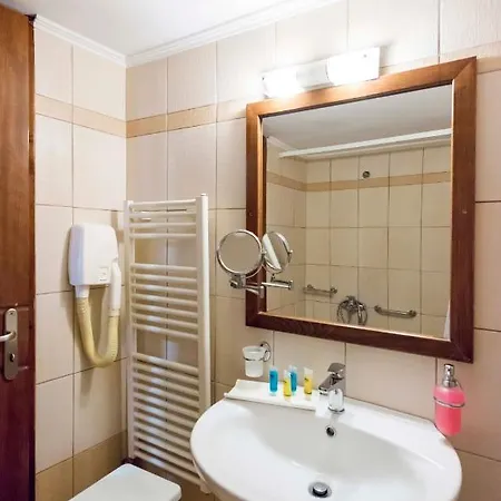 Akroyali Seafront Retreat-luxury Feel Locanda *